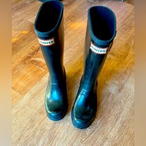 Hunter black rain boots kids 3/4
